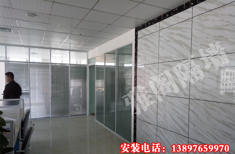 青海安裝玻璃隔斷多少錢(qián)？